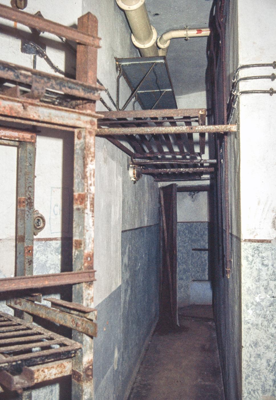 Ligne Maginot - METRICH - A17 - (Ouvrage d'artillerie) - Entrée munitions
Couloir - MANSUY Michel