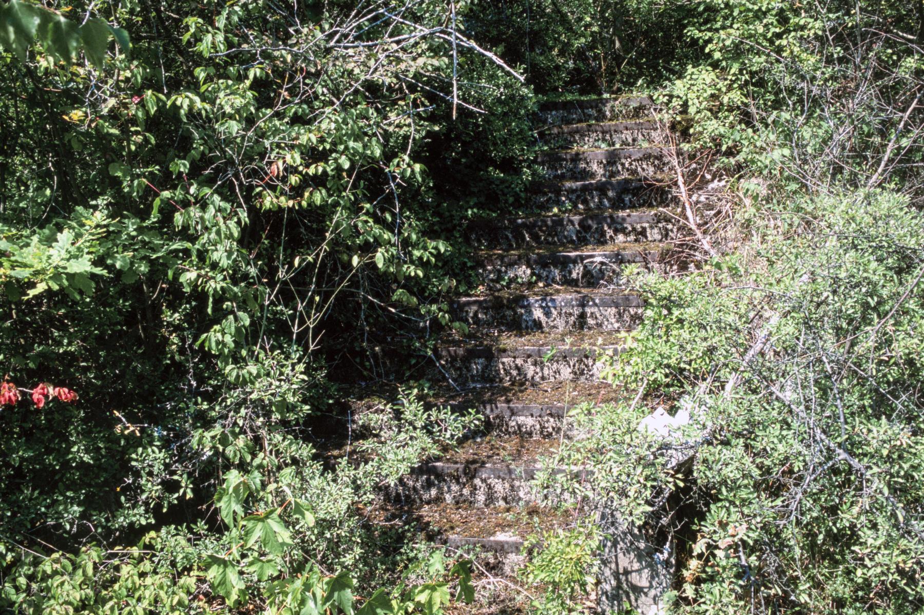 Ligne Maginot - METRICH - (Casernement) - L'escalier entre le casernement et l'ouvrage - MANSUY Michel
