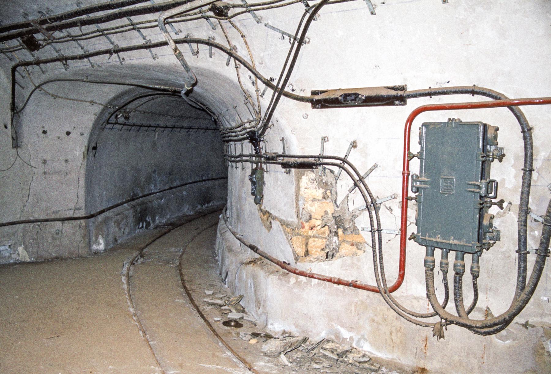 Ligne Maginot - METRICH - A17 - (Ouvrage d'artillerie) - Galerie vers bloc 15 - MANSUY Michel