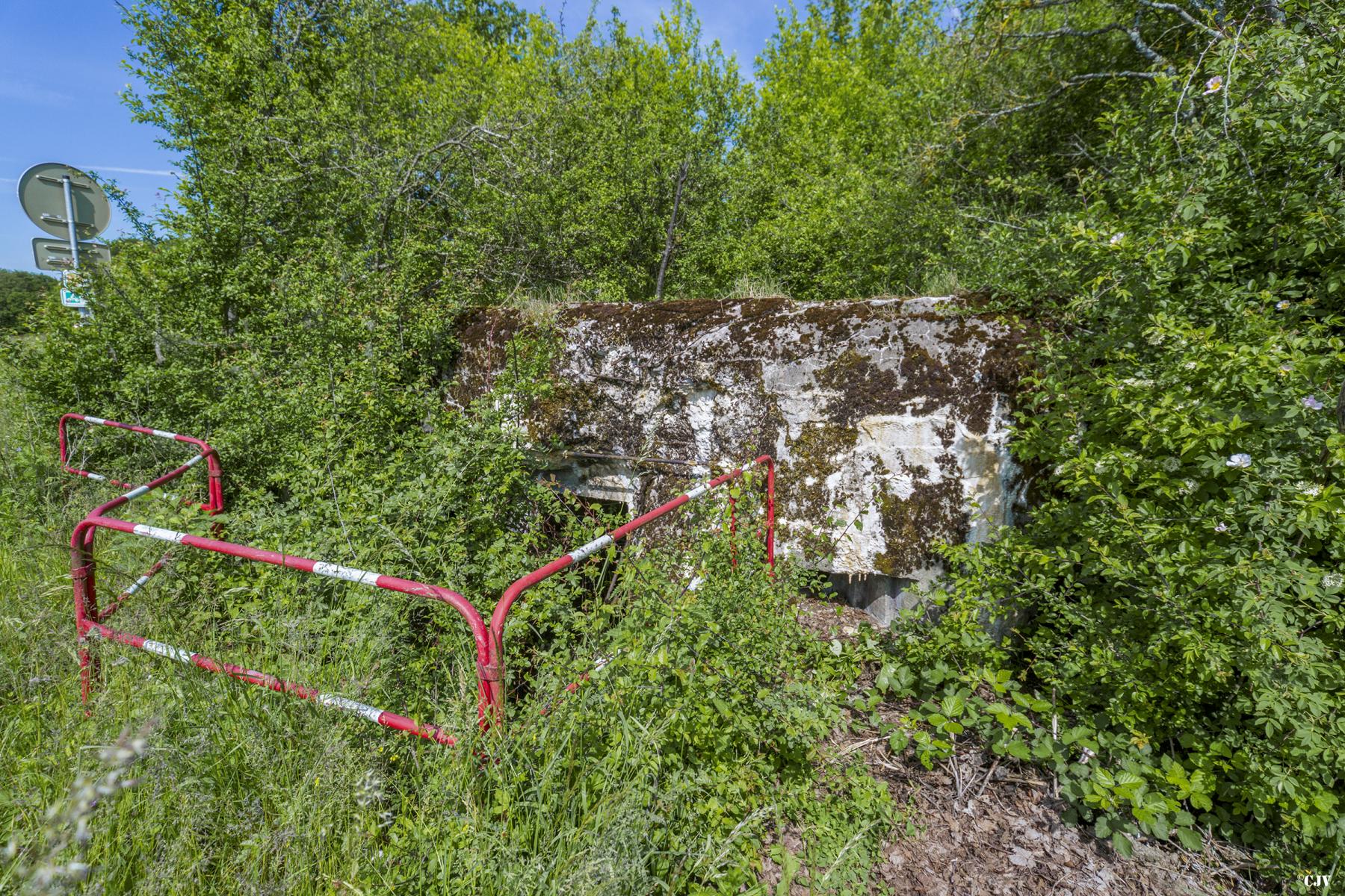 Ligne Maginot - VALETTE OUEST - (Blockhaus pour arme infanterie) -             