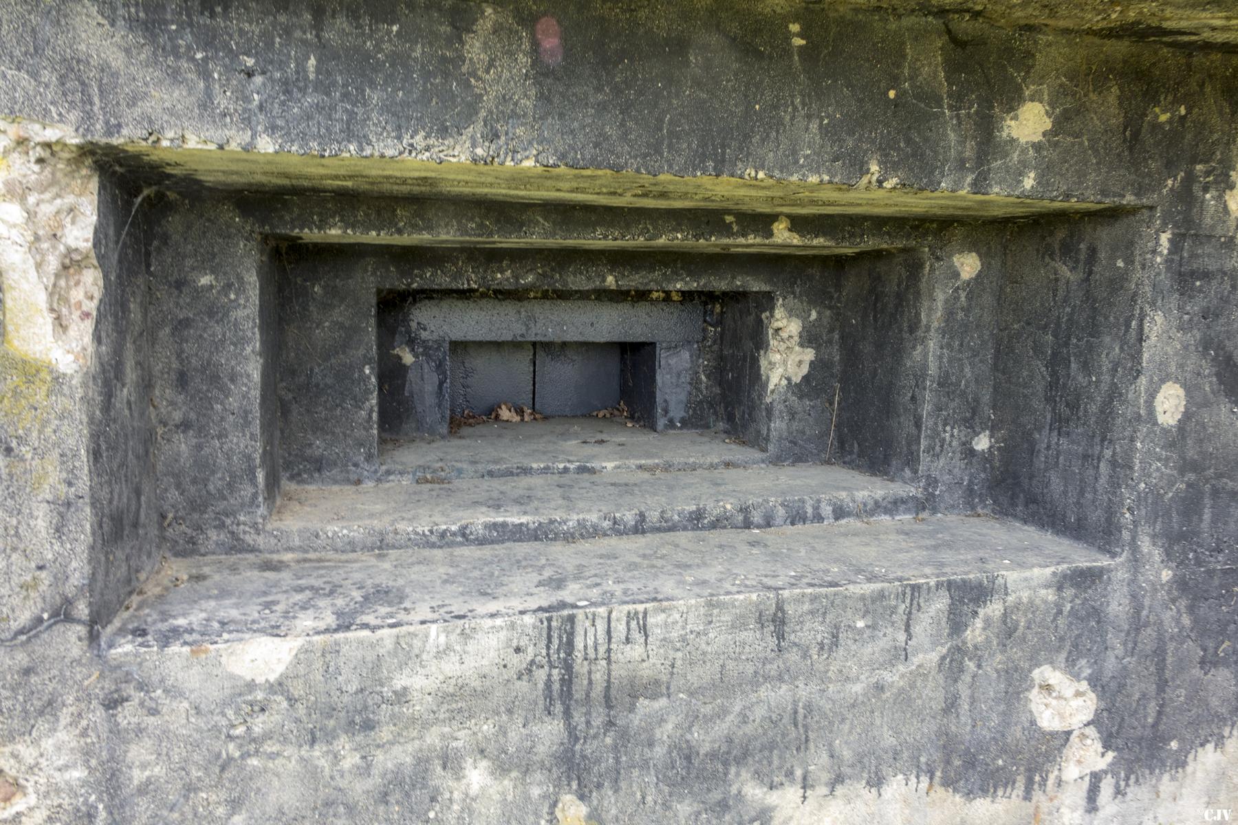 Ligne Maginot - VALETTE NORD EST - (Blockhaus pour arme infanterie) -    - Lia VERMEULEN