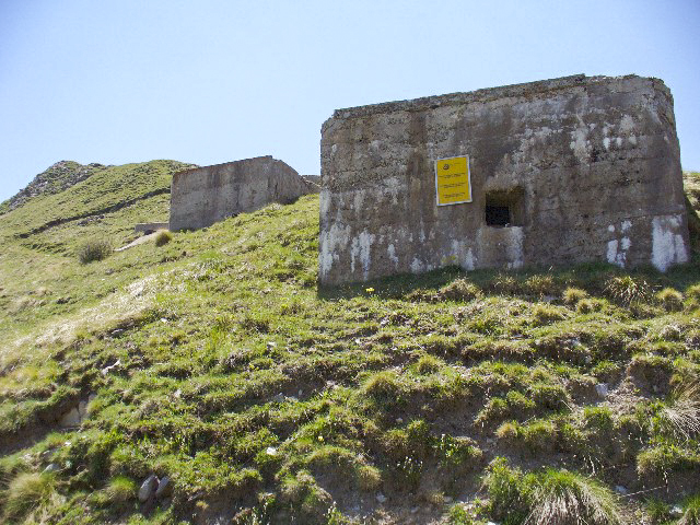 Ligne Maginot - COL DE RAUS (CR) - (Ouvrage d'infanterie) - Blocs 3 et 5