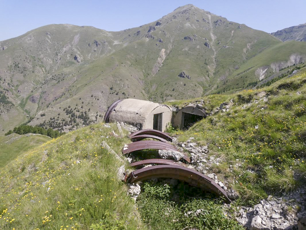 Ligne Maginot - COL DE RAUS - (Abri) - Les trois abris