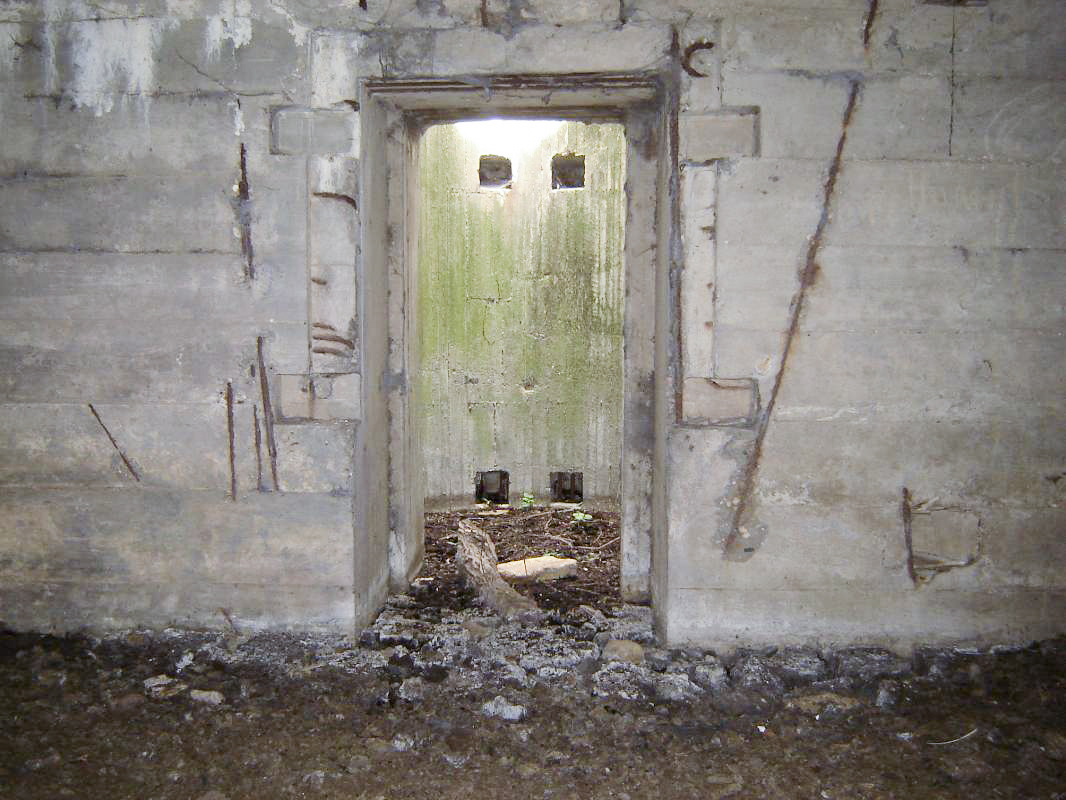 Ligne Maginot - CEZF-225 - HAN DEVANT PIERREPONT - (Blockhaus lourd type STG / STG-FCR - Double) - Le puits de la cloche non posée