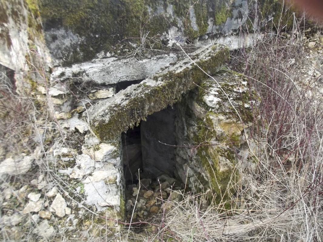 Ligne Maginot - MM272 - LE RATENTOUT OUEST - (Casemate d'artillerie) - L'entrée en vue rapprochée.