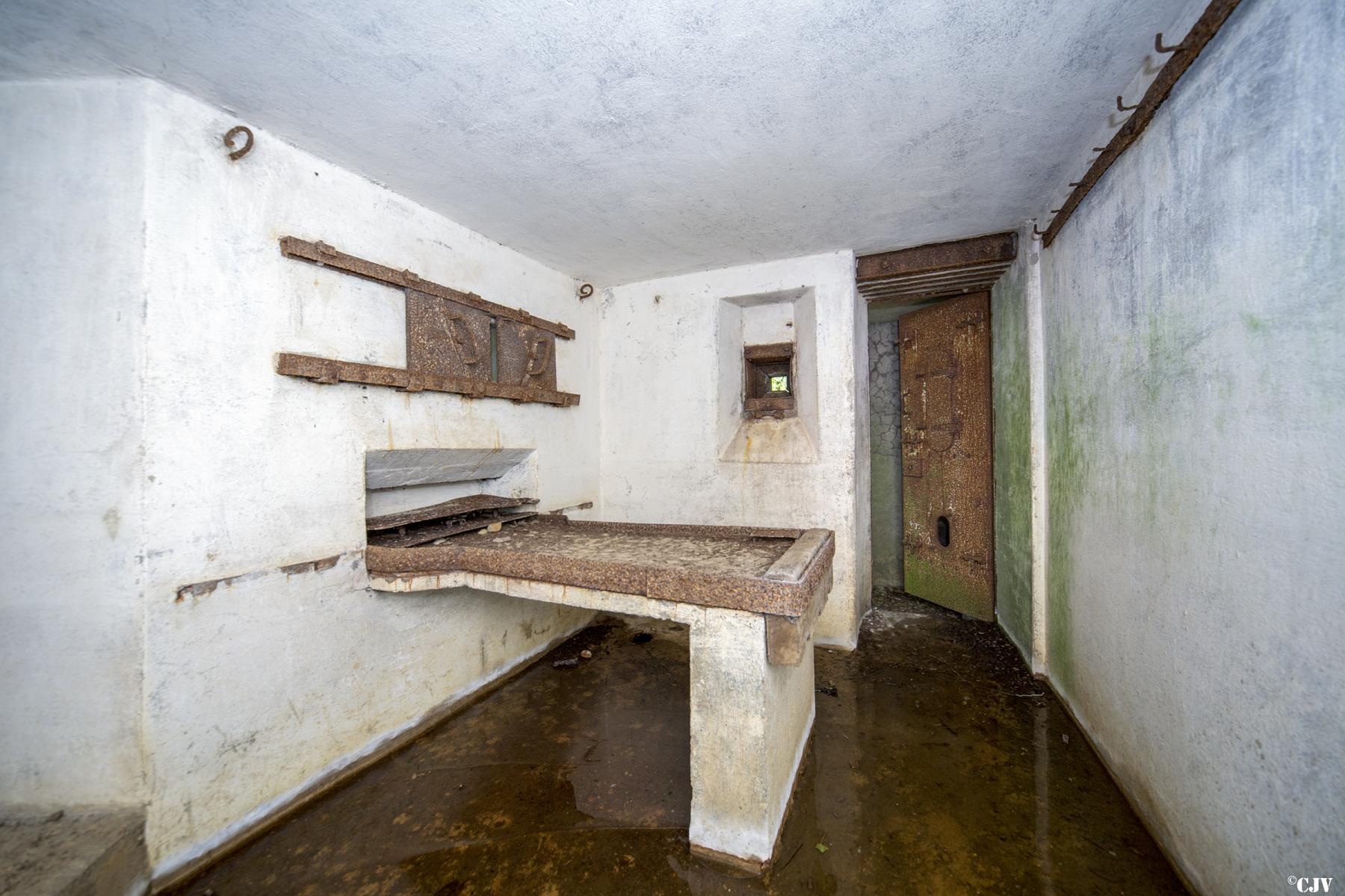 Ligne Maginot - DB33 - BOIS GRIGNET - (Blockhaus pour canon) - 