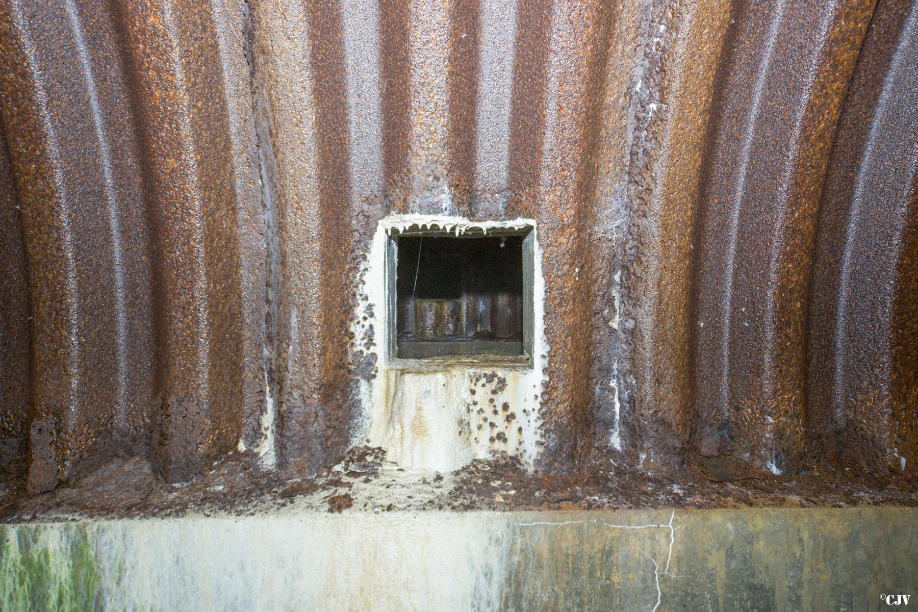 Ligne Maginot - BOIS DE BEUVEILLE 1 - (PC) - Lucarne de communication - Lia VERMEULEN