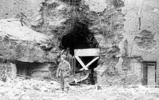 Ligne Maginot - CASTILLON (CN) - EO8 - (Ouvrage d'artillerie) - L'entrée à la libération