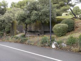 Ligne Maginot - CAP MARTIN - (Ouvrage d'artillerie) - Bloc 1
Les créneau pour deux mortiers de 81 mm.