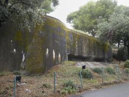 Ligne Maginot - CAP MARTIN - (Ouvrage d'artillerie) - Bloc 1
Les créneau pour deux mortiers de 81 mm.