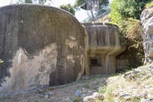 Ligne Maginot - CAP MARTIN - (Ouvrage d'artillerie) - Bloc 2
Créneau pour mitrailleuses