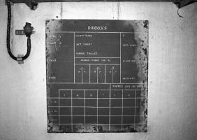 Ligne Maginot - CAP MARTIN - (Ouvrage d'artillerie) - PC artillerie
Tableau de données sur tir à effectuer