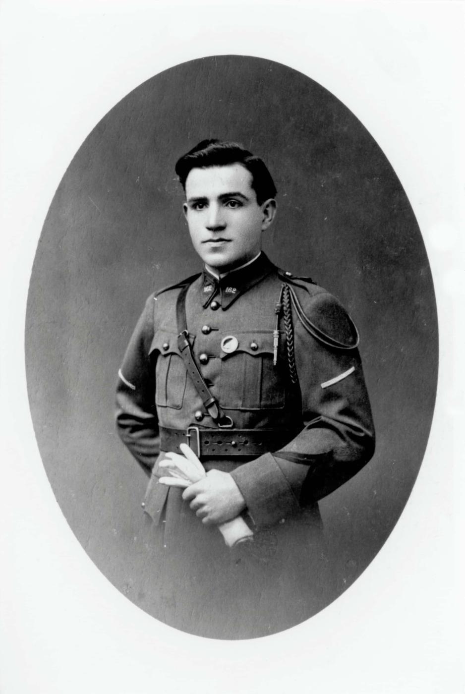 Ligne Maginot - 162° Régiment d'Infanterie de Forteresse (162° RIF) - Le soldat Auguste Harmand de Yutz (Moselle) 
Photo prise en 1936 ou 1937