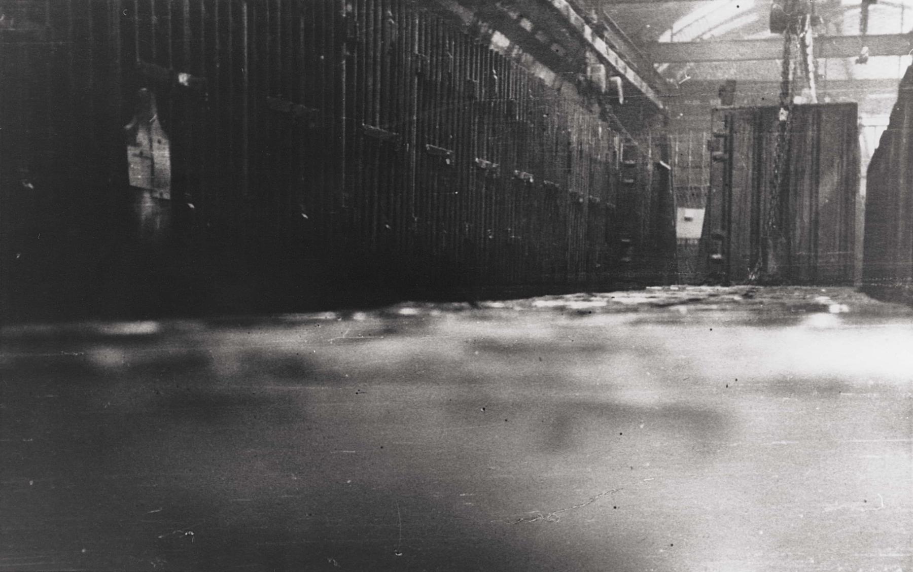 Ligne Maginot - MICHELSBERG - A22 - (Ouvrage d'artillerie) - Le magasin a munitions M2 du bloc 5
Les munitions sont dans les châssis à cartouches
 - Sauteray