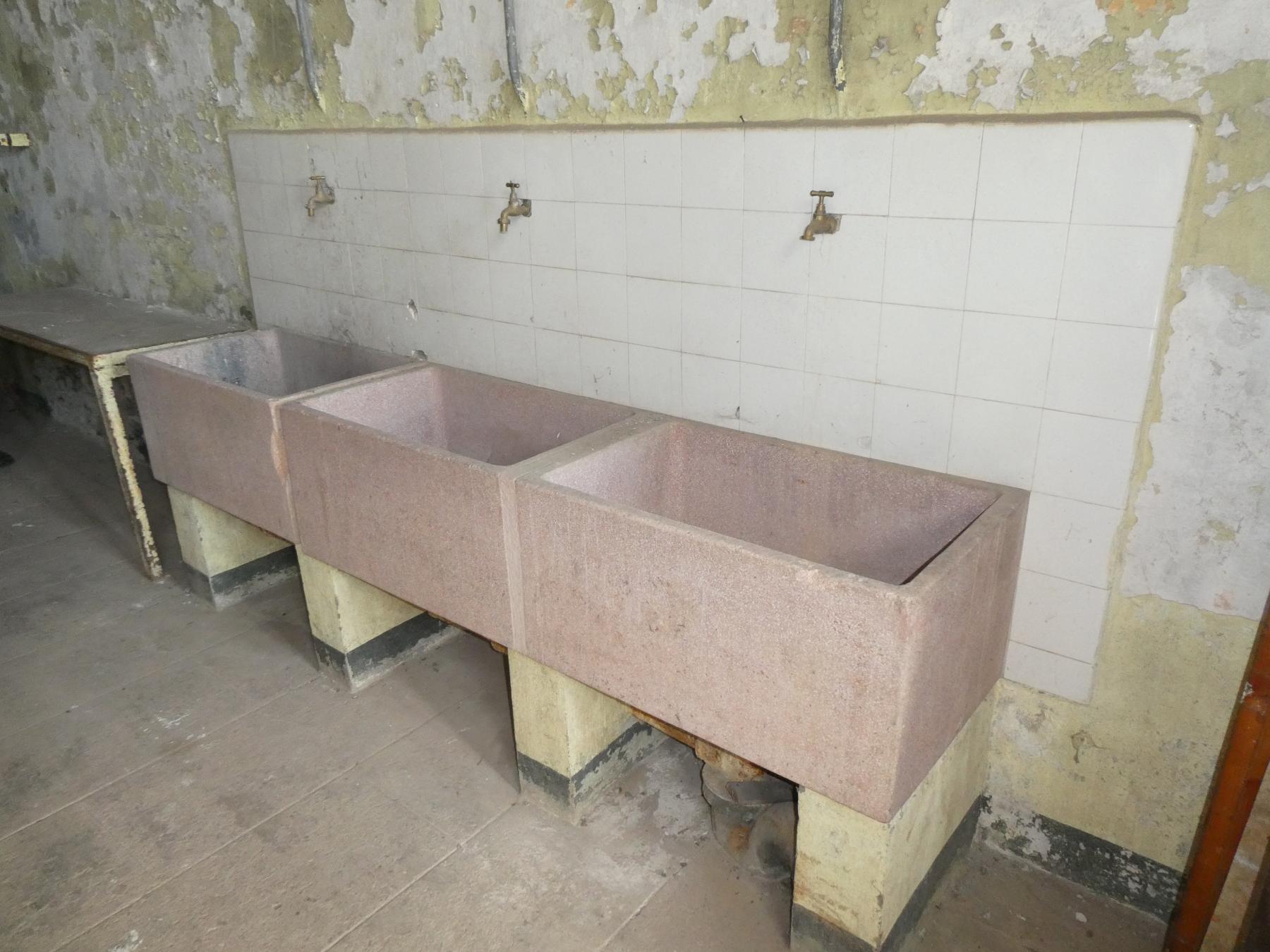 Ligne Maginot - FORT DE LA REVERE - (Casernement) - La cuisine - ELLENA Daniel - CUNY Philippe