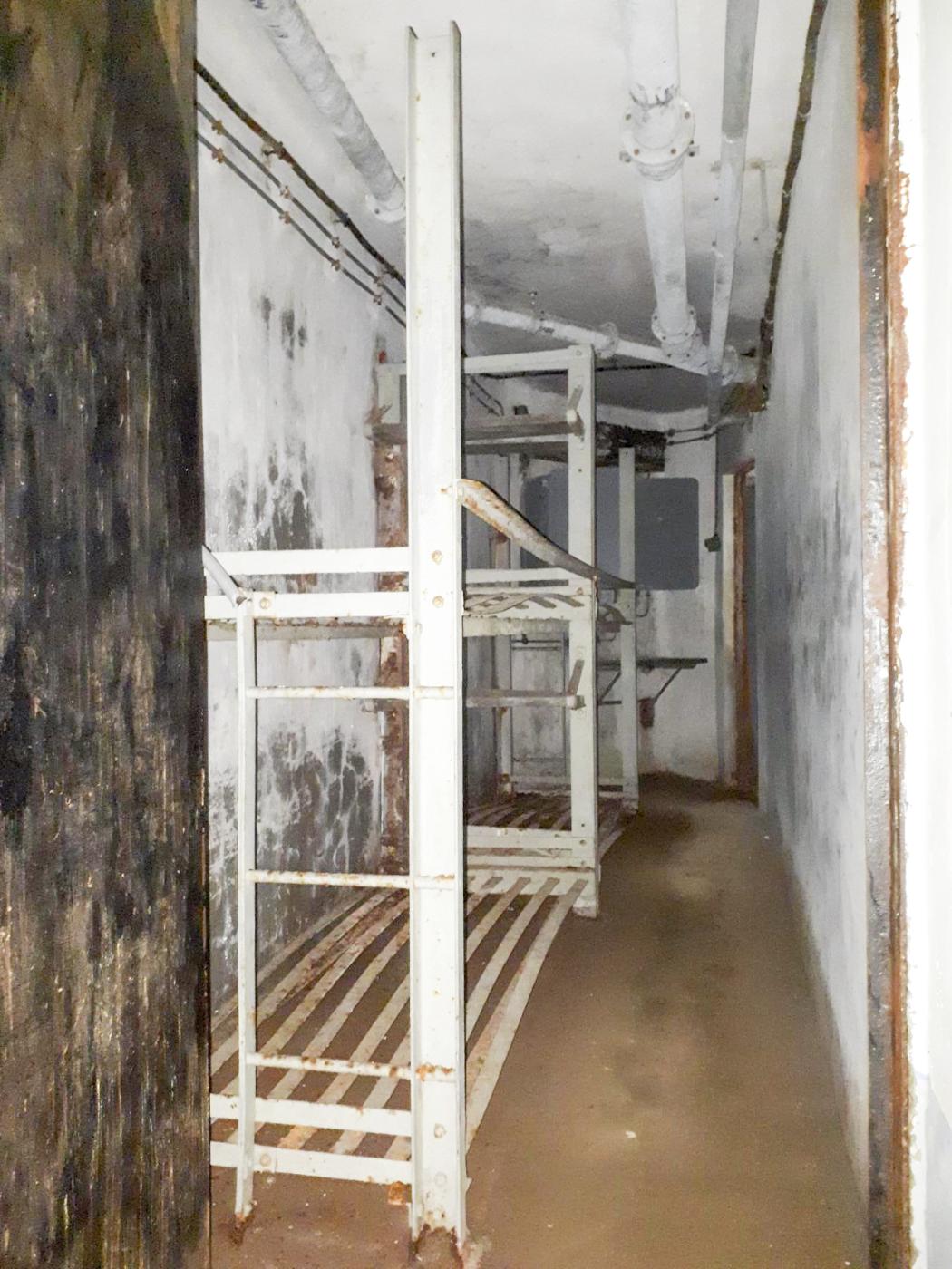 Ligne Maginot - SAINT ANTOINE - (Ouvrage d'artillerie) - Bloc 1
Etage inférieur
Chambre de repos