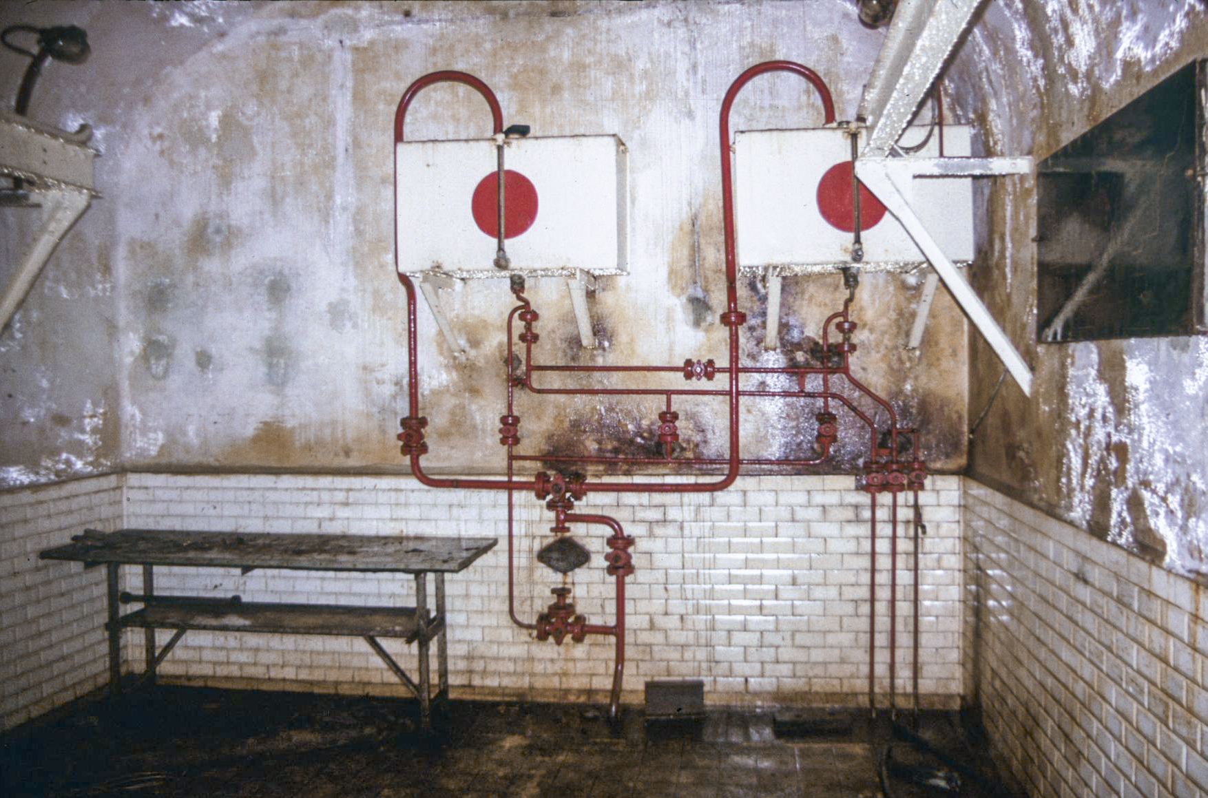 Ligne Maginot - CAP MARTIN - (Ouvrage d'artillerie) - L'usine
Les cuves journalières - PRASIL Michal