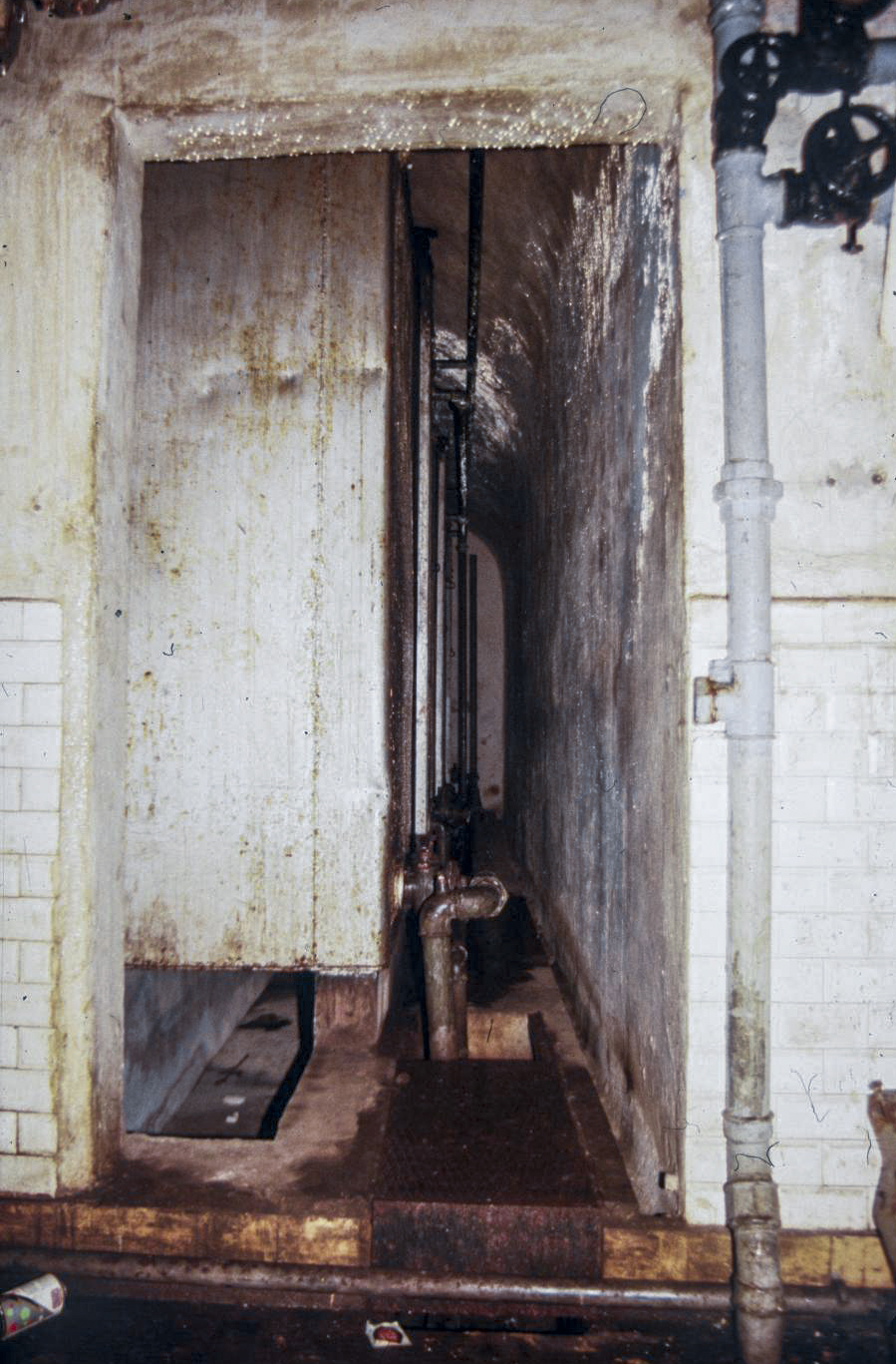 Ligne Maginot - CAP MARTIN - (Ouvrage d'artillerie) - Usine
Les réservoirs - PRASIL Michal