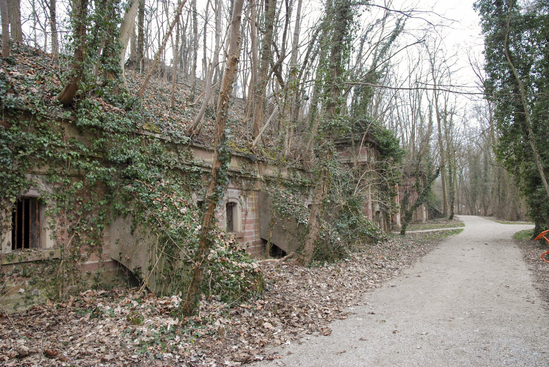 Ligne Maginot - FORT UHRICH (237°RI) - (PC) - L’extérieur des latrines 