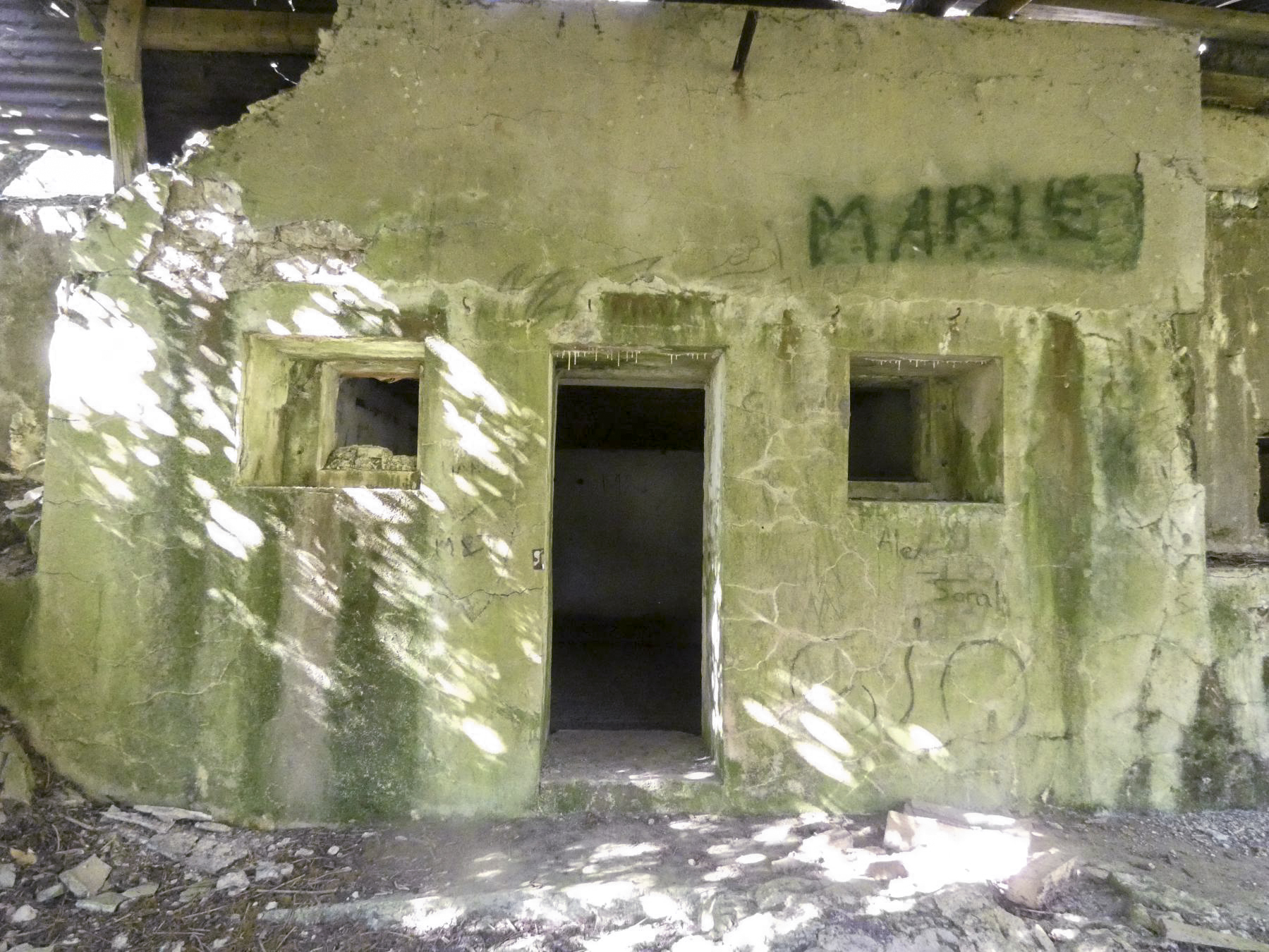 Ligne Maginot - BOMBACHERHOF - FERME BOMBACH (3°BON 166° RIF) - (PC de Quartier) - Bâtiment principal
L'entrée principale de l'abri  - Minich jean michel