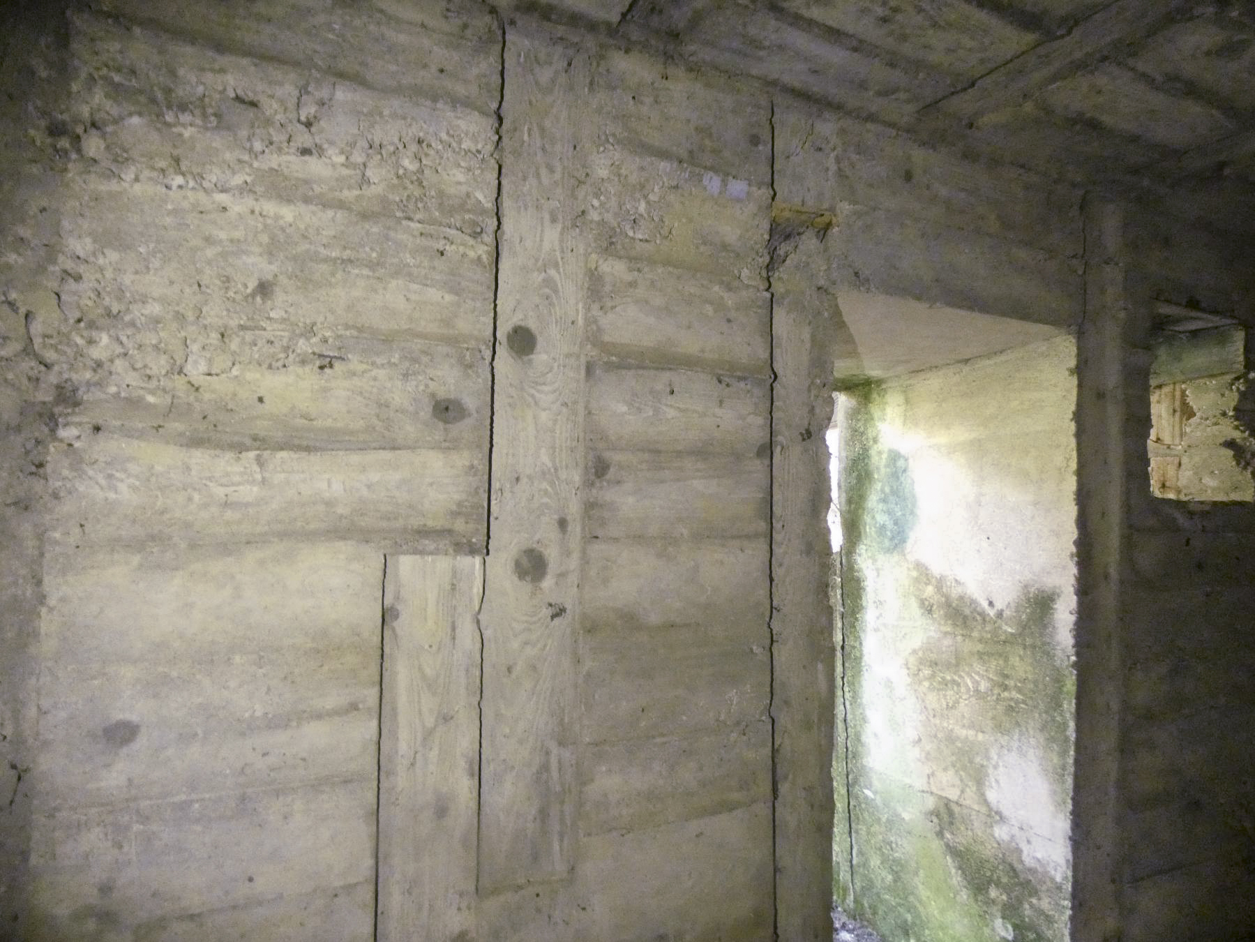 Ligne Maginot - BOMBACHERHOF - FERME BOMBACH (3°BON 166° RIF) - (PC de Quartier) - Bâtiment principal
L'intérieur de la seconde pièce - Minich jean michel