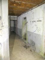 Ligne Maginot - SUD OUEST DE MAULDE - CASEMATE DE 155 - (Casemate d'artillerie) - Couloir coté droit vers le PC et le local à obus