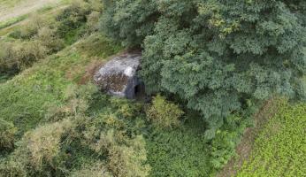Ligne Maginot - SUD OUEST DE MAULDE - CASEMATE DE 155 - (Casemate d'artillerie) - Vue aérienne coté embrasure