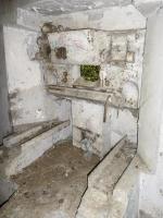 Ligne Maginot - LE CORBEAU - (Blockhaus pour canon) - Devant les gouttières pour supporter les roues du canon