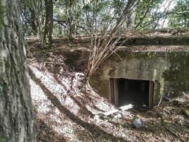 Ligne Maginot - AB313 - ROSSELN 2 - (Blockhaus pour canon) - L'entrée.