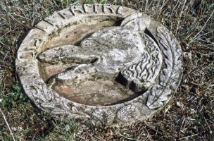 Ligne Maginot - ANGEVILLERS (CAMP) - (Camp de sureté) - Parterre avec les insignes du régiment
Détail
