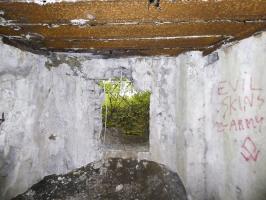 Ligne Maginot - FORT DE MAULDE OUEST - (Casemate d'artillerie) - Embrasure du canon, vue intérieure
