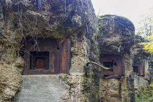 Ligne Maginot - SIMSERHOF - (Ouvrage d'artillerie) - Bloc 5
Les trois créneaux de 75 mle 32 en enfilade