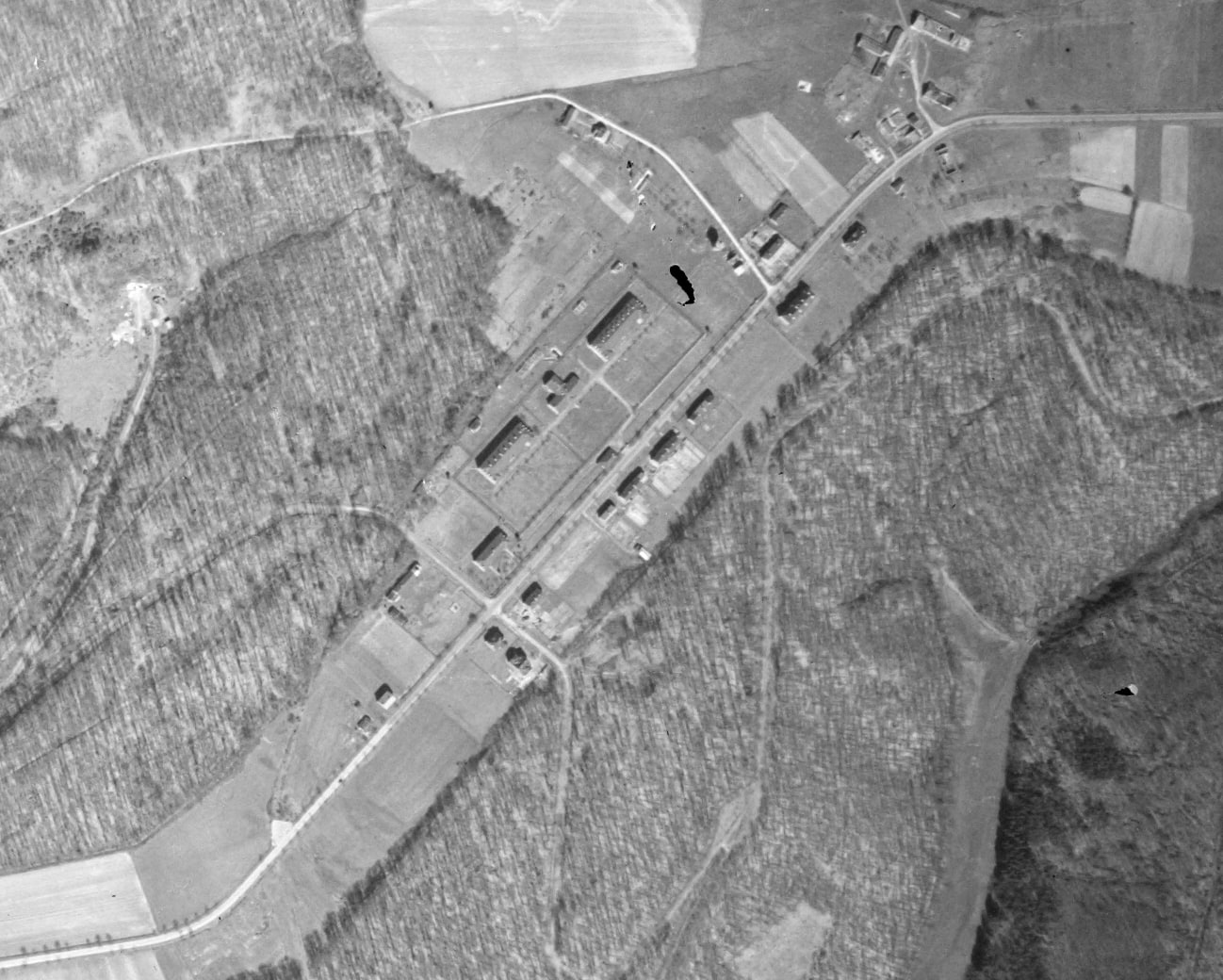 Ligne Maginot - LEGERET - (Camp de sureté) - Le camp et ses alentours en 1951 - IGN - Géoportail 1951