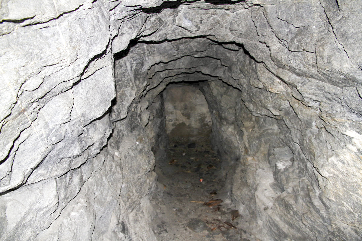 Ligne Maginot - PLANAY - (Blockhaus pour arme infanterie) - Galerie vers le bloc inachevé - Alain Perouffe