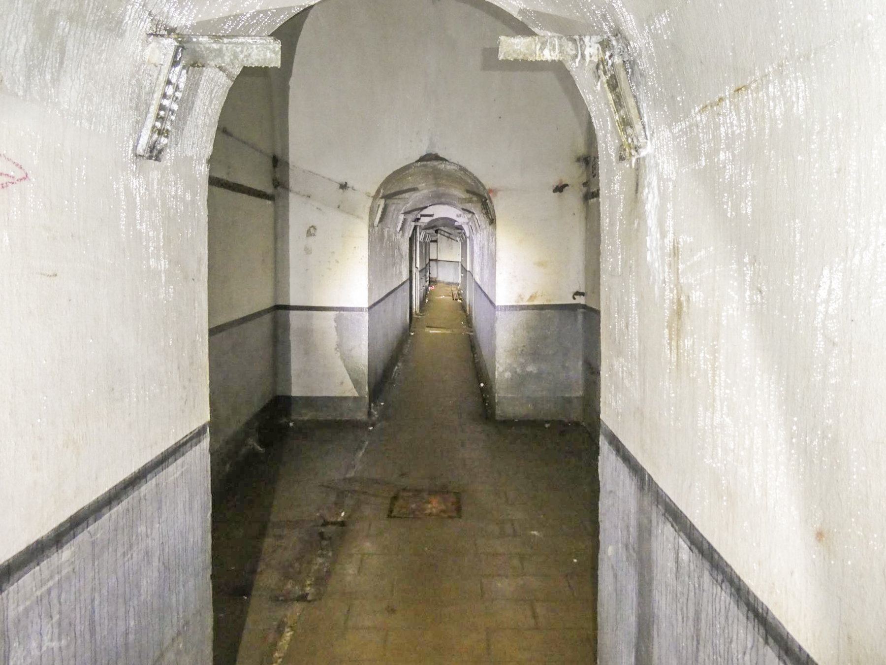 Ligne Maginot - BERSILLIES - (Ouvrage d'infanterie) - Galerie principale - ELLENA Daniel - CUNY Philippe