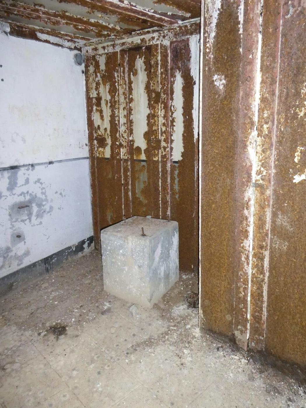 Ligne Maginot - CREVECOEUR - (Casemate d'infanterie - Double) -  - ELLENA Daniel - CUNY Philippe