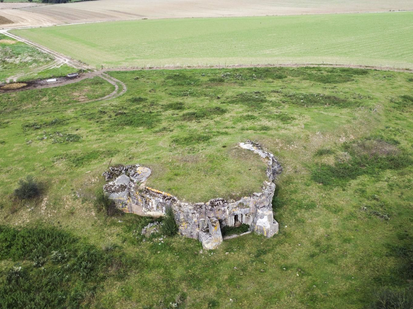 Ligne Maginot - CREVECOEUR - (Casemate d'infanterie - Double) -  - ELLENA Daniel - CUNY Philippe