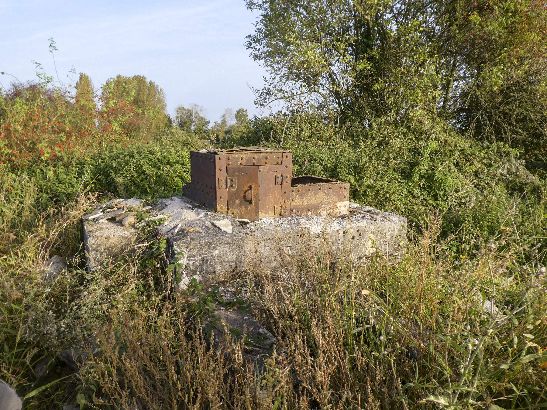 Ligne Maginot - B558 - BUVIGNIES - (Observatoire d'artillerie) -  - ELLENA Daniel - CUNY Philippe