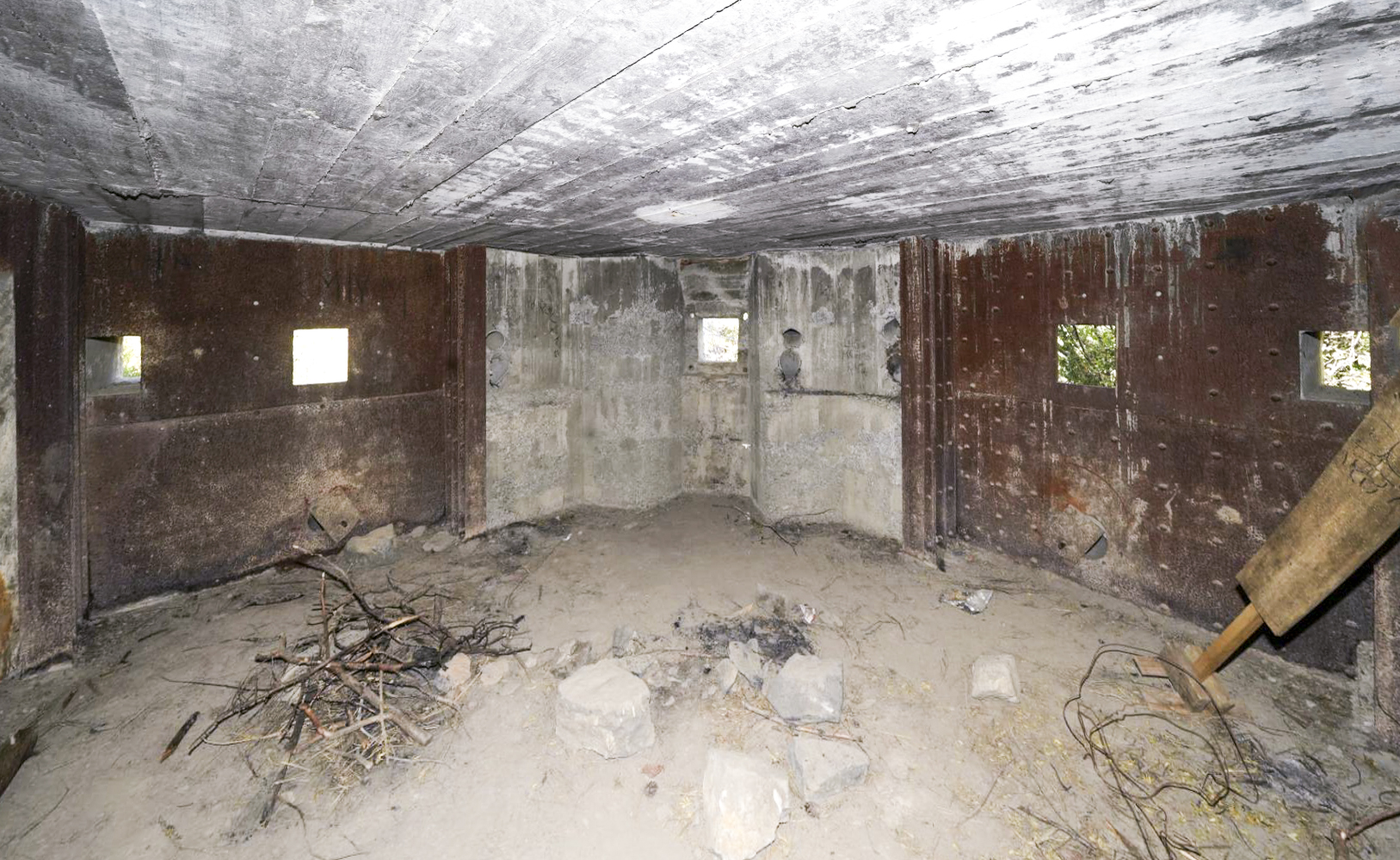 Ligne Maginot - O38 - PETITE TETIERE - (Casemate d'infanterie - Simple) - Les trois directions de tir - duomaxw