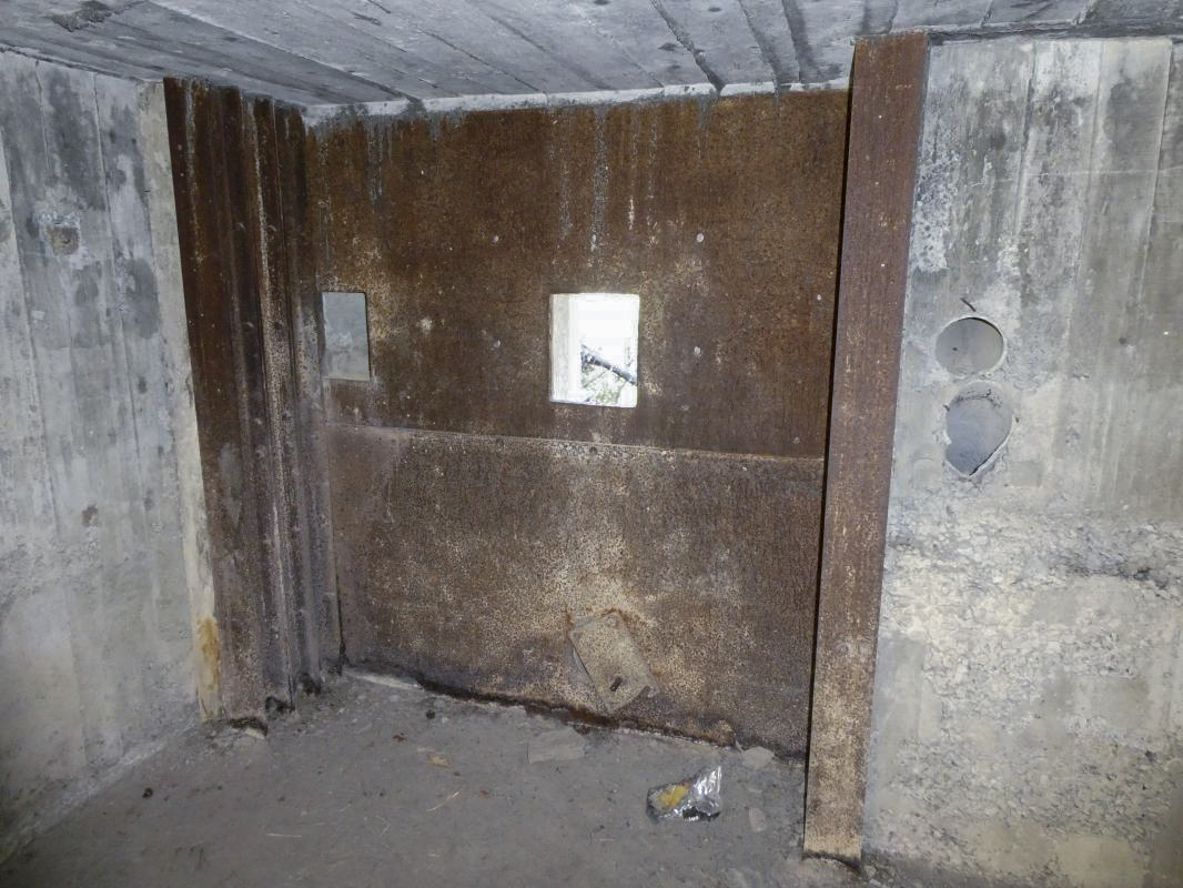 Ligne Maginot - O38 - PETITE TETIERE - (Casemate d'infanterie) - Créneau Nord