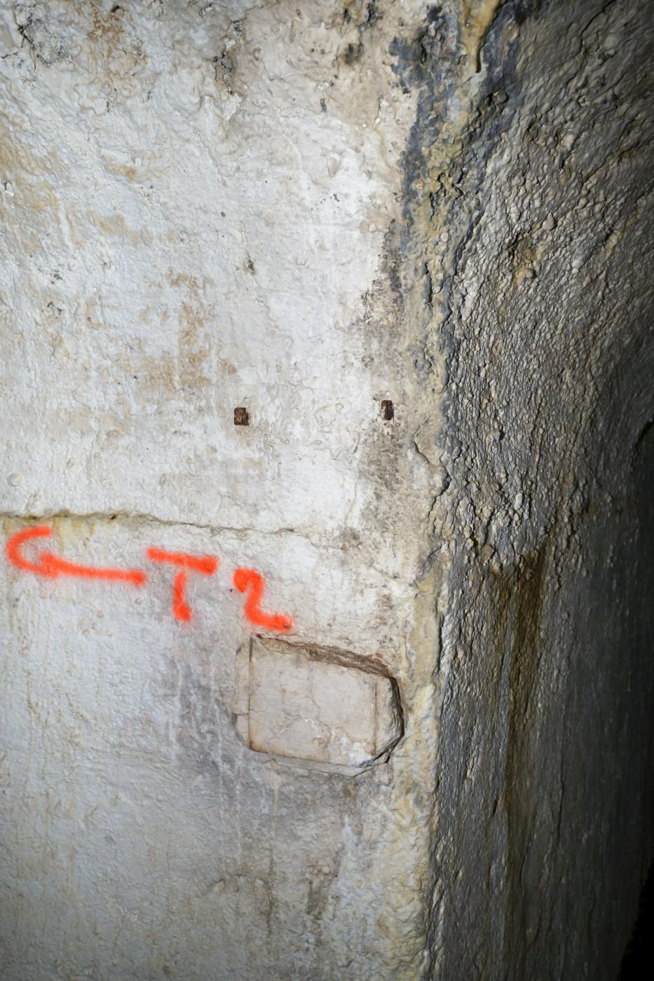 Ligne Maginot - CONCHETAS - CONQUET (OC) - (Ouvrage d'infanterie) - Support de lanterne au croisement de la galerie vers le bloc 3. - duomaxw