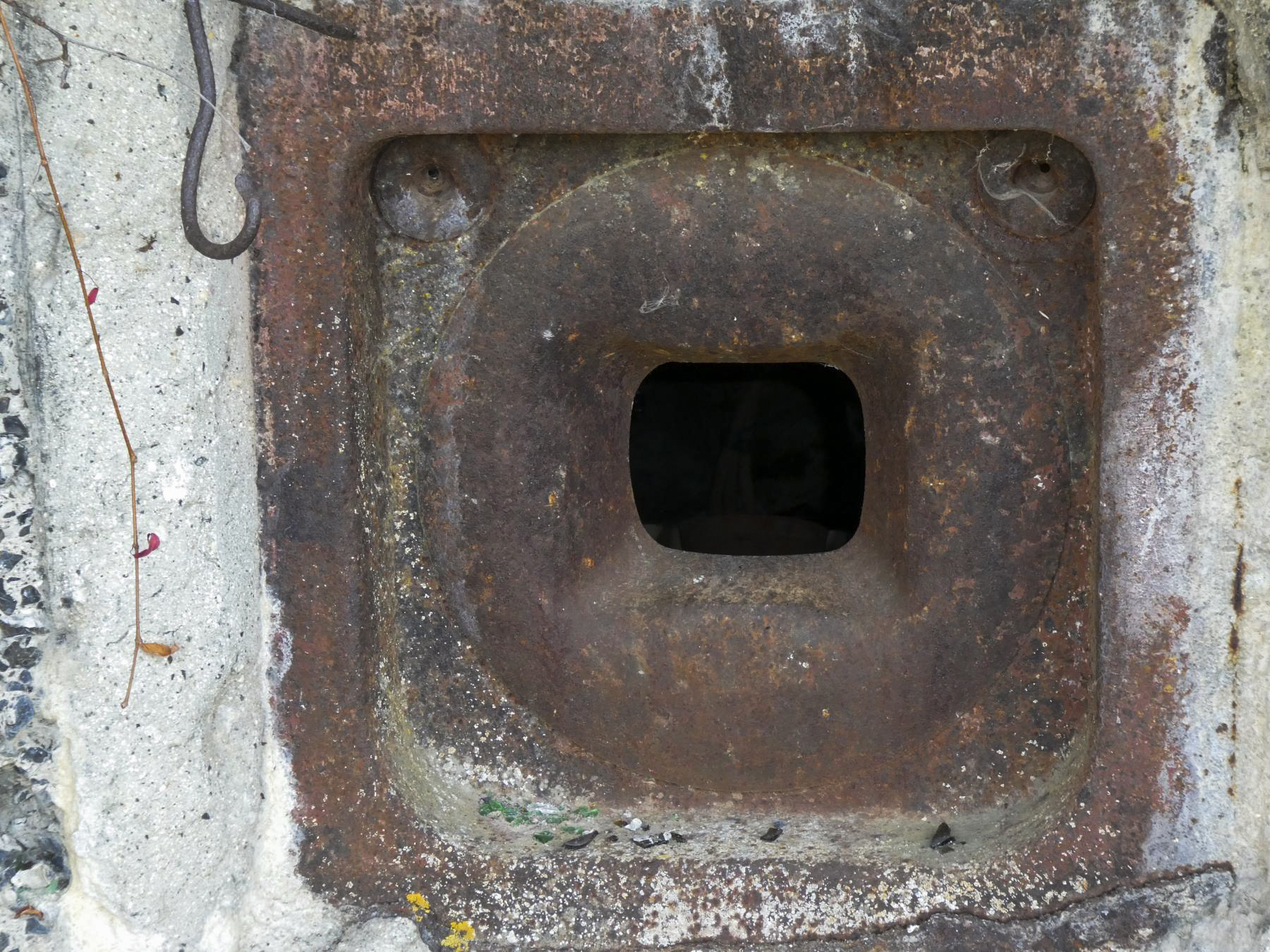 Ligne Maginot - JENLAIN - C14 - (Casemate d'infanterie - Simple) - Un créneaux FM B - ELLENA Daniel - CUNY Philippe