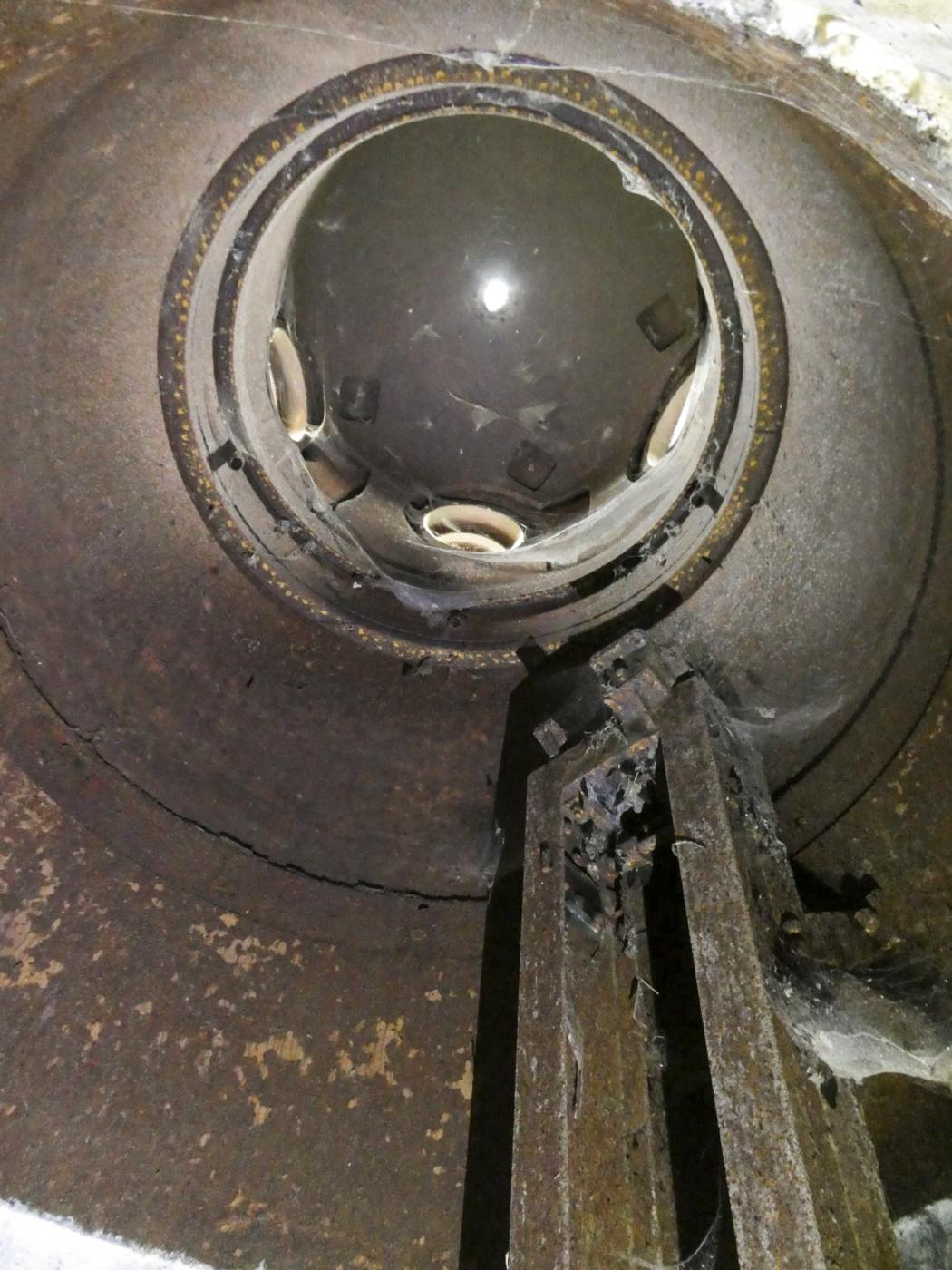 Ligne Maginot - TRINQUETTE - (Casemate d'infanterie - Simple) - La cloche GFM type B - ELLENA Daniel - CUNY Philippe