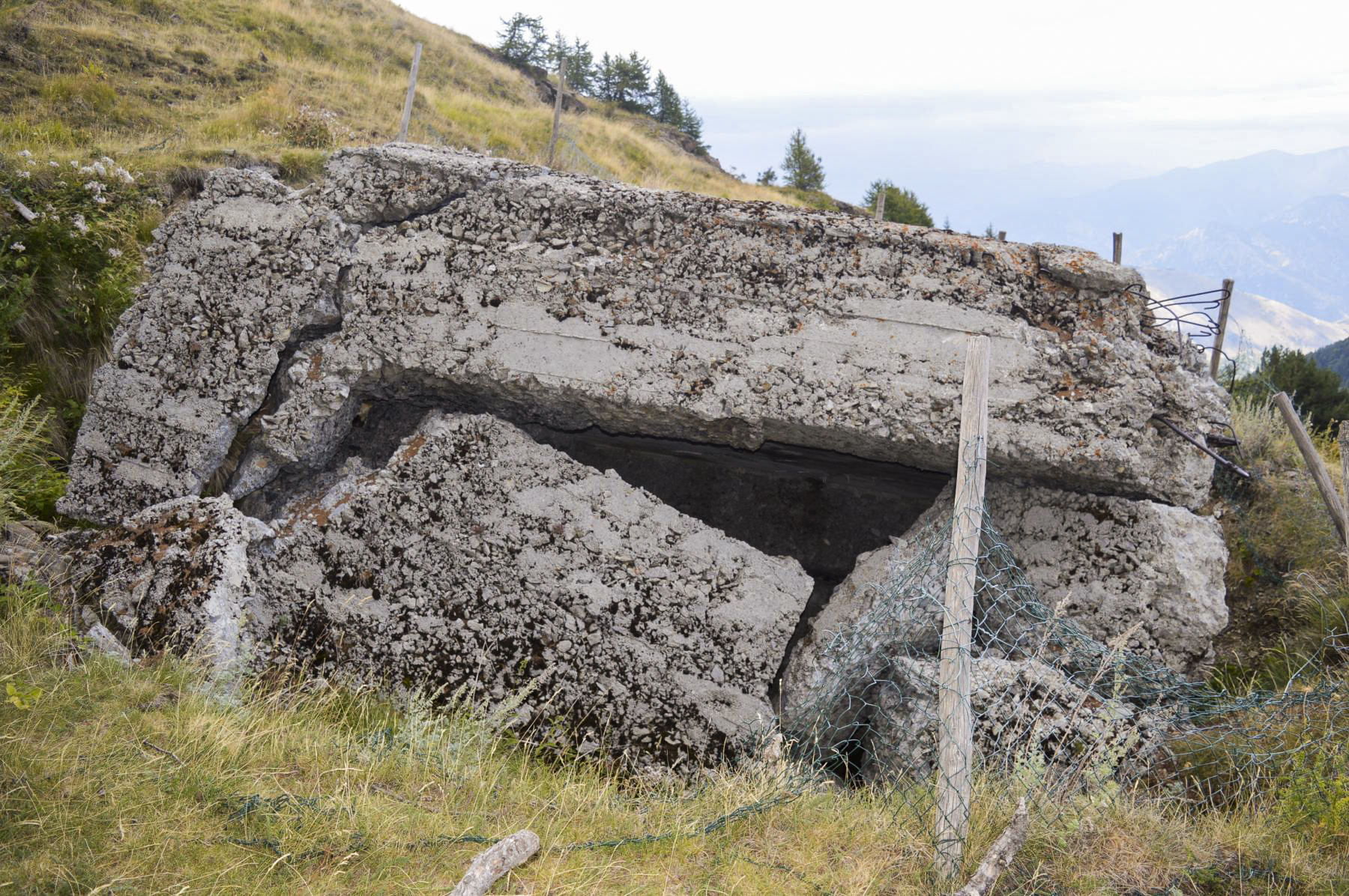 Ligne Maginot - PLAN CAVAL 5 - (Blockhaus pour arme infanterie) - État en 2022 - PRASIL Michal