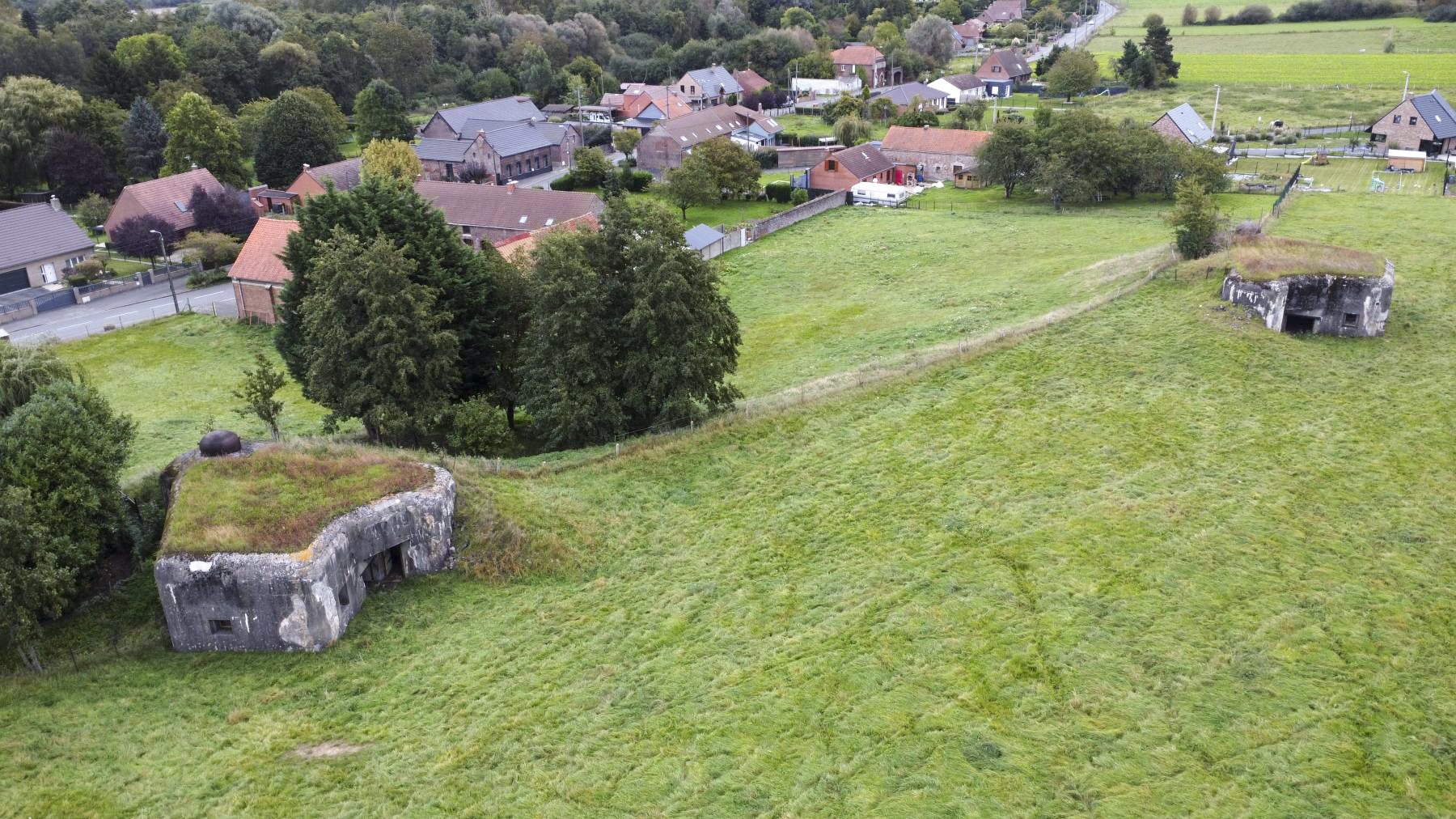 Ligne Maginot - A30 - BRUILLE NORD - (Casemate d'infanterie - Simple) - A30 à gauche - A31 à droite - ELLENA Daniel - CUNY Philippe
