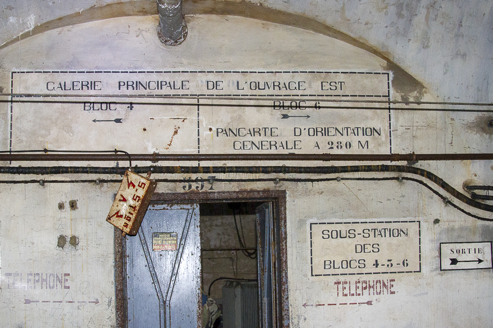 Ligne Maginot - SIMSERHOF - (Ouvrage d'artillerie) - Galerie principale
Au niveau de la sous-station des blocs 4, 3 et 6 - Michel Teiten