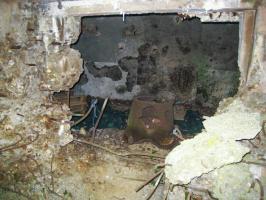Ligne Maginot - DB25 - (Blockhaus pour canon) - Le créneau pour le canon
Le blockhaus a été complètement détruit