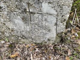 Ligne Maginot - AGAISEN 19 - (Barrage de Route) - Le chiffre 11 indique le nombre de piquet Ollivier, le chiffre 2 peut-être le nombre de rangée