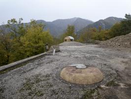 Ligne Maginot - AGAISEN (AN) - E03 - (Ouvrage d'artillerie) - Bloc 1
Cloche LG non équipée et cloche GFM