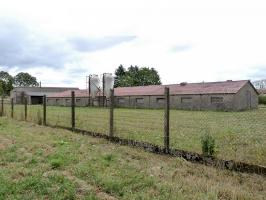 Ligne Maginot - LUDELANGE - (Stand de tir) - Un batiment agricole a été construit sur le 'pas de tir'